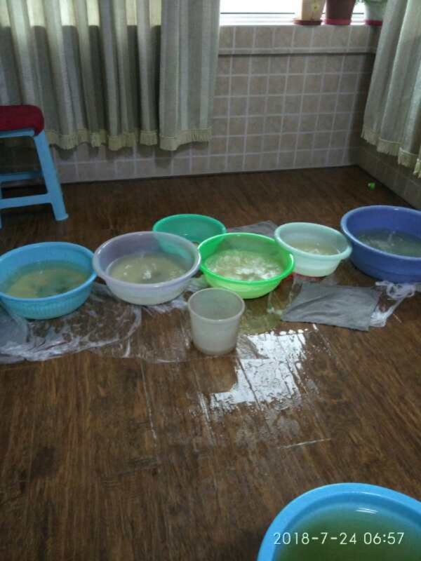华亭如何判断家里漏水
